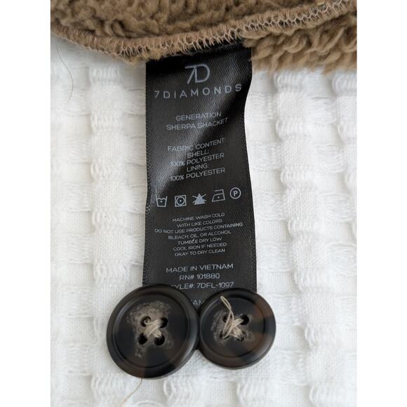 7 diamonds generation sherpa shacket - Picture 8 of 11